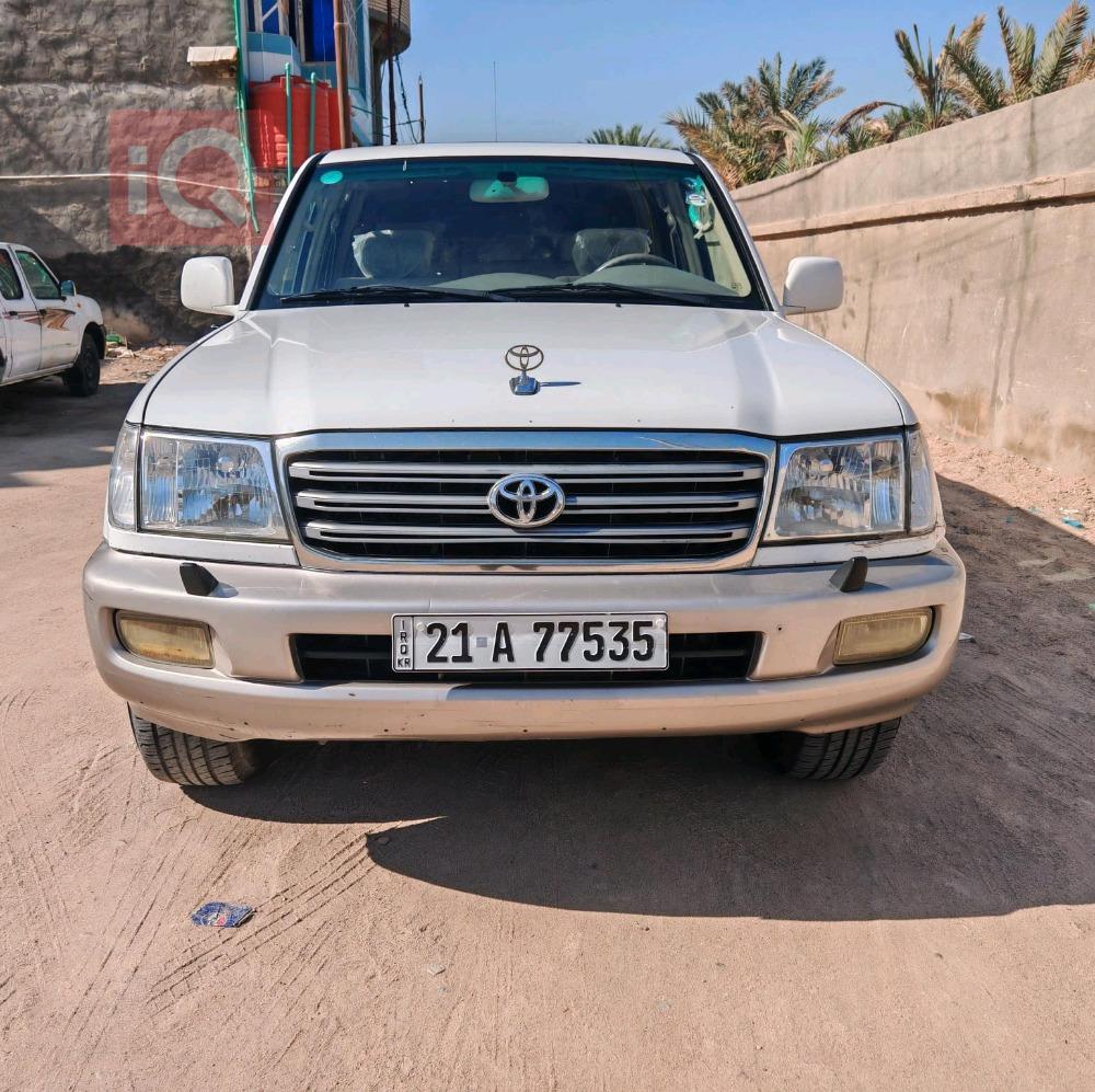 تويوتا لاندكروزر